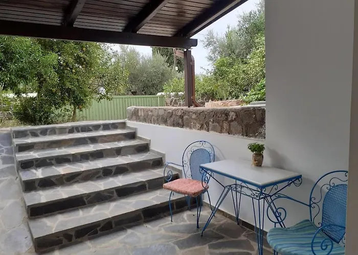 Σπίτι διακοπών A Modern With Big Garden *